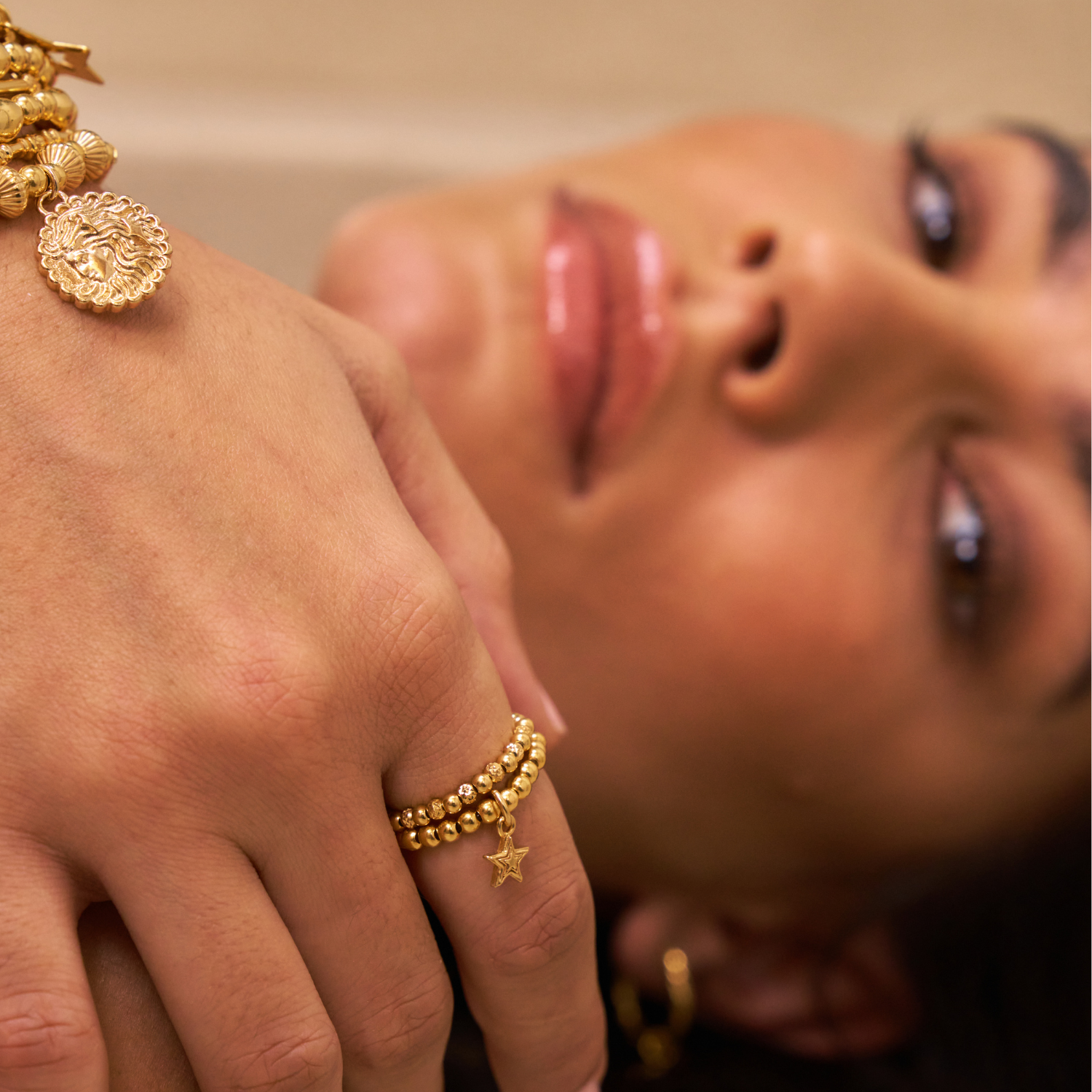 Pattern Noodle Disc Goddess Bracelet