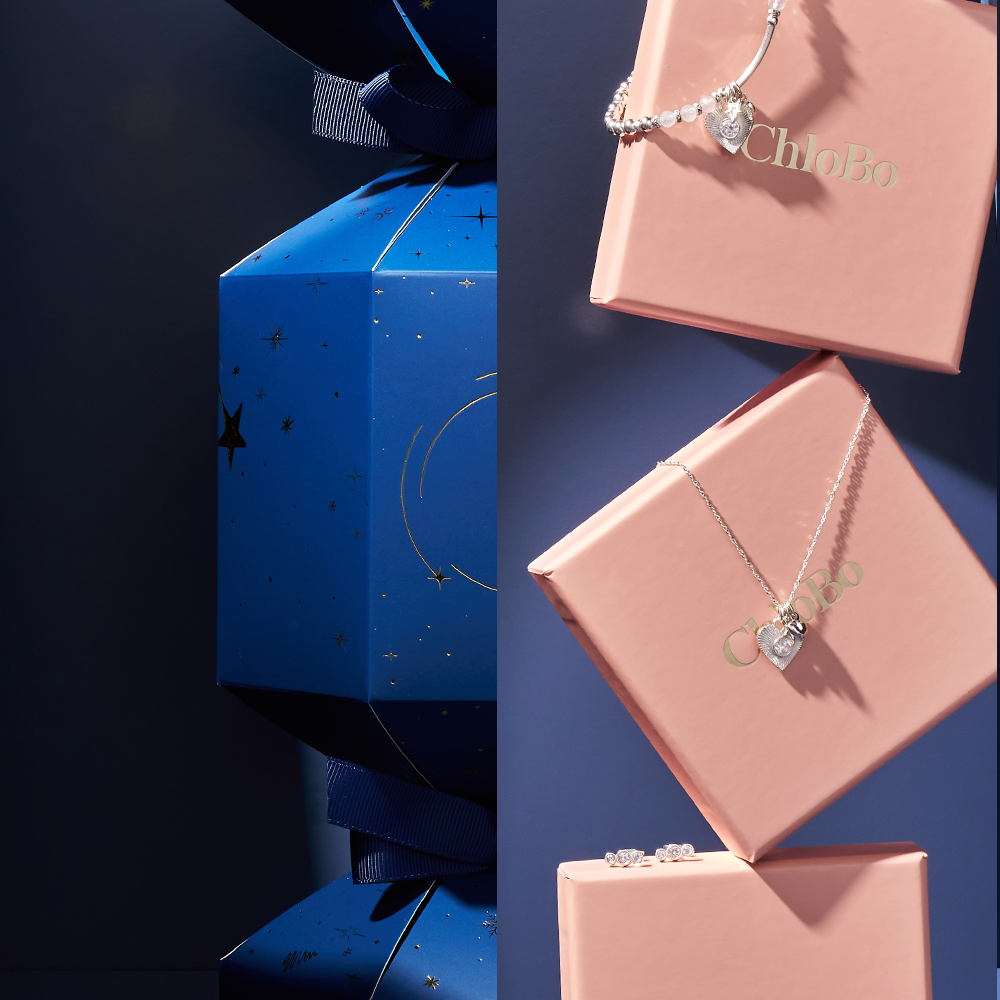 The Christmas Exclusive Cracker