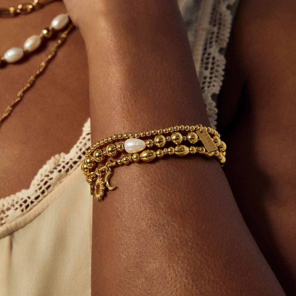 Feature Pearl Bracelet