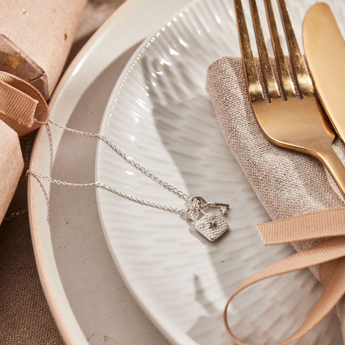 unlock magic necklace | ChloBo
